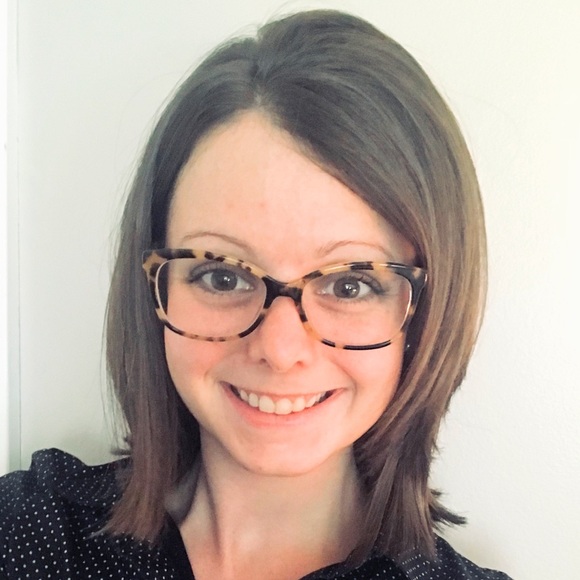 Meet your Posher, Amanda - Picture 1 of 1